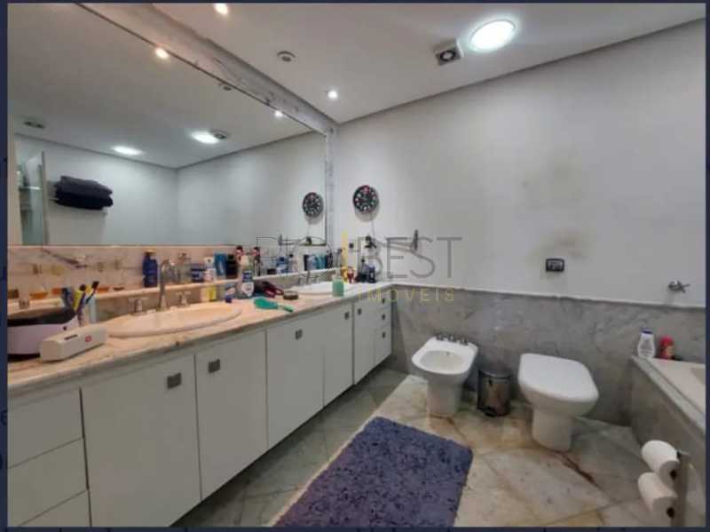 f9c2b45b-f09e-4b7d-8c47-944d9d - 26