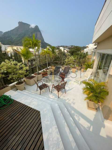 13ac7a8a-448d-4751-8d9b-769dba - 3