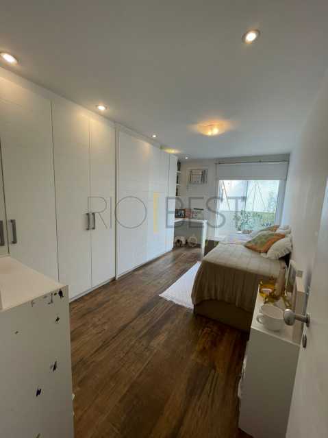 855fb9e6-b741-4083-ae2c-951d68 - 17