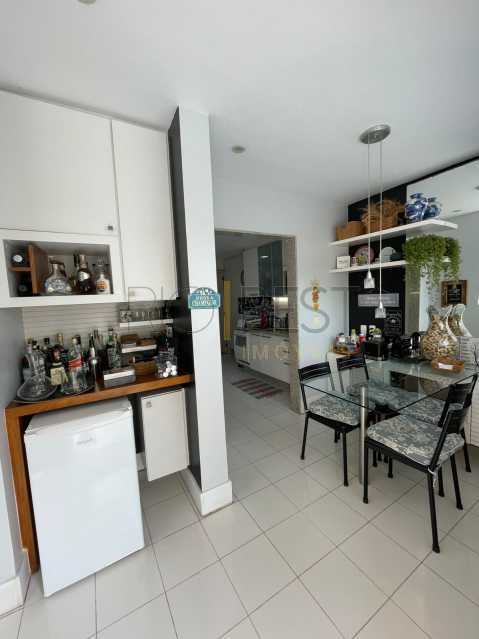 f4ce53ce-7cf6-49bb-a56e-588fe4 - 27