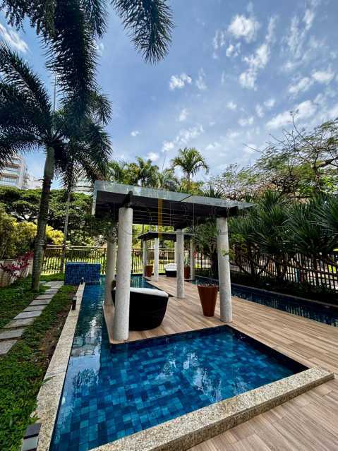 8d7917f5-e08c-46e6-b02b-01ee42 - 25