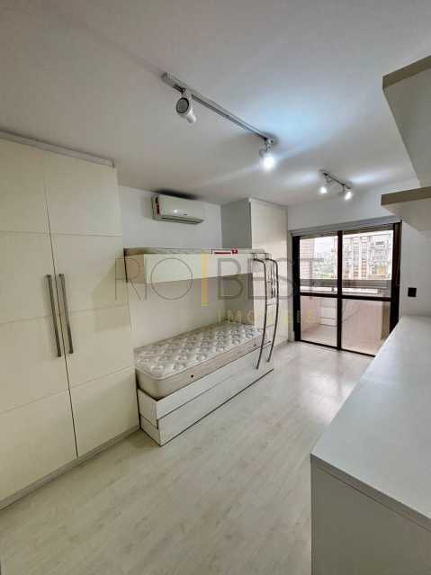 f941a4a7-0d65-47c2-9660-4d0098 - 17