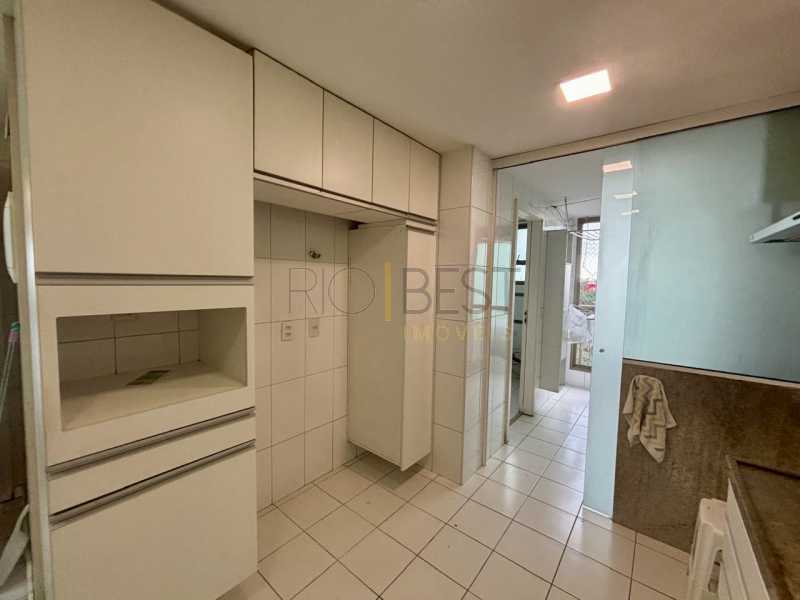 4aa1b5ee-ba9f-4925-8e31-4683bb - 21