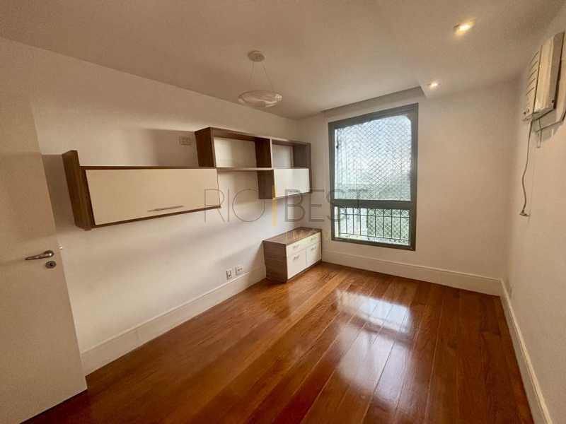 159f178d-82de-4f95-ad89-dbffa6 - 8