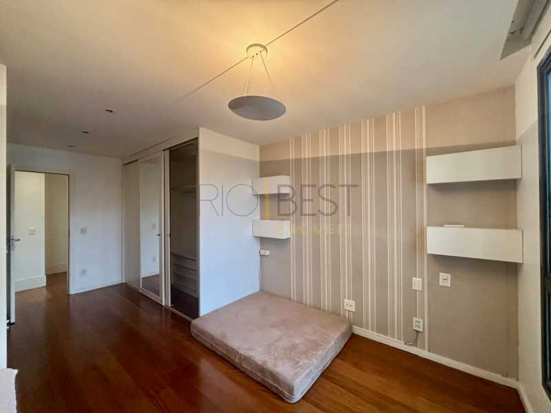 d171c999-5e38-4382-8809-bdba83 - 15