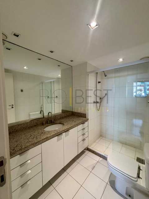 fd407822-9d7a-416e-85e6-70d668 - 25