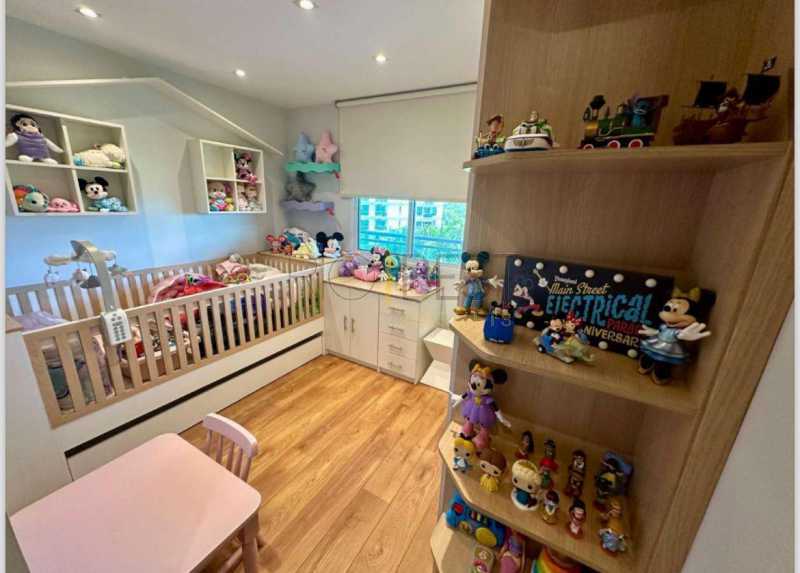 7ef65bef-1ff3-41c2-b285-8e8f05 - 10