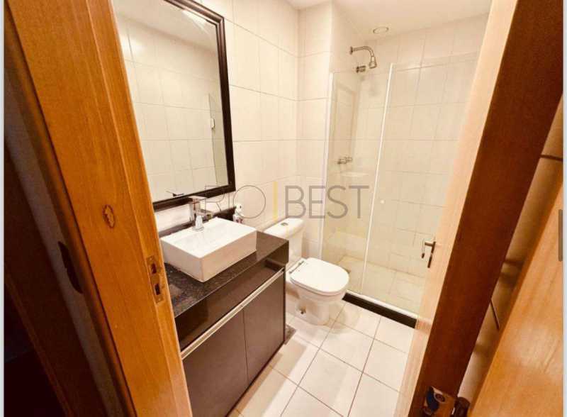 f3536677-ebf5-44f5-83e4-032a70 - 18