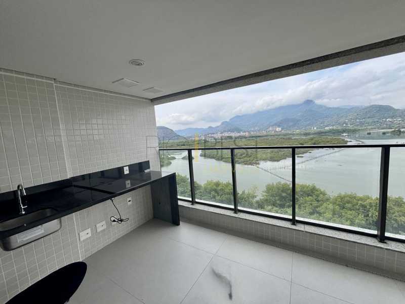 53ab8b93-627b-4cfe-be95-135358 - 3