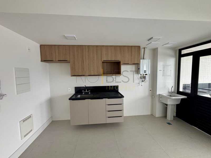 079c2f0b-81a5-4fc9-85a6-da7250 - 16