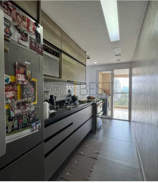 2d9eaa99-8839-4961-a4ad-8bfec1 - 10