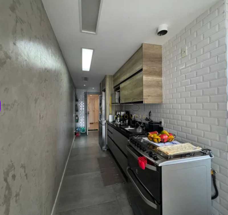 311fee00-858b-4540-8c6e-44e94b - 11