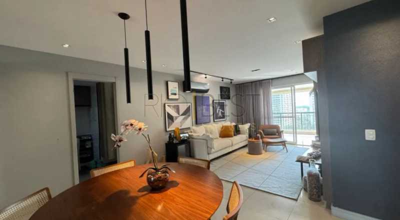 894827d9-aca4-4b35-ae8c-2e630c - 12