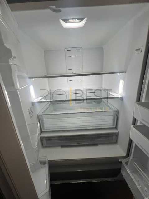 4056aecc-5276-40c3-affa-a7642b - 13