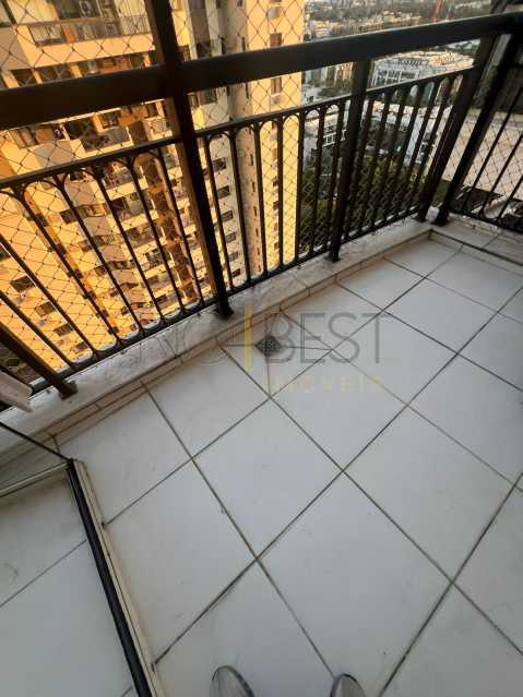 ede558f3-c31b-4f51-a5ae-0895e0 - 23