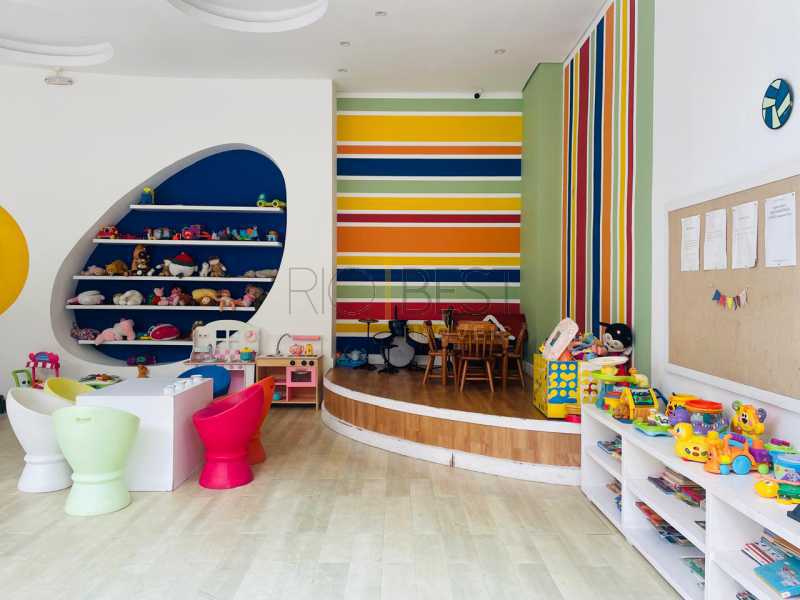 b3901acb-332e-4b2c-aa49-aa3e2e - 12