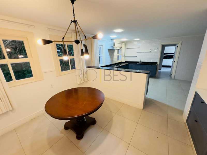 5f36c1e6-7e1d-4029-b746-03c61f - 17