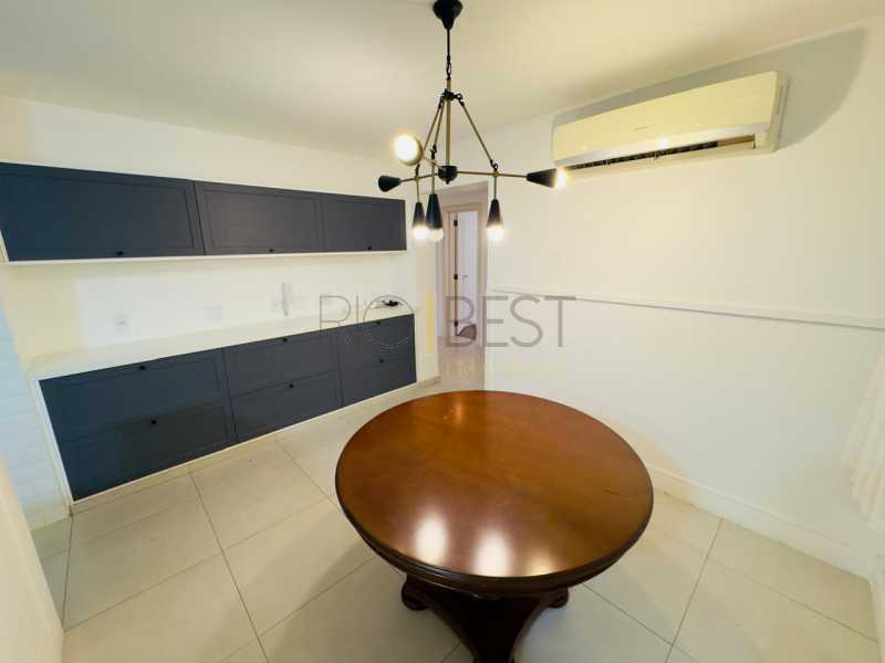 6b0a1661-cc82-478a-a9da-53f90f - 14