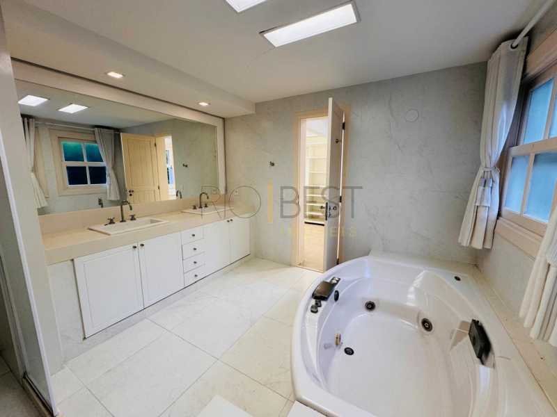 9250edd9-7dff-4ed8-ae45-fd92e3 - 22