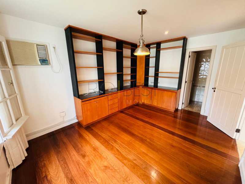 d3202fc5-2fe8-410e-9d5d-62a6c0 - 27