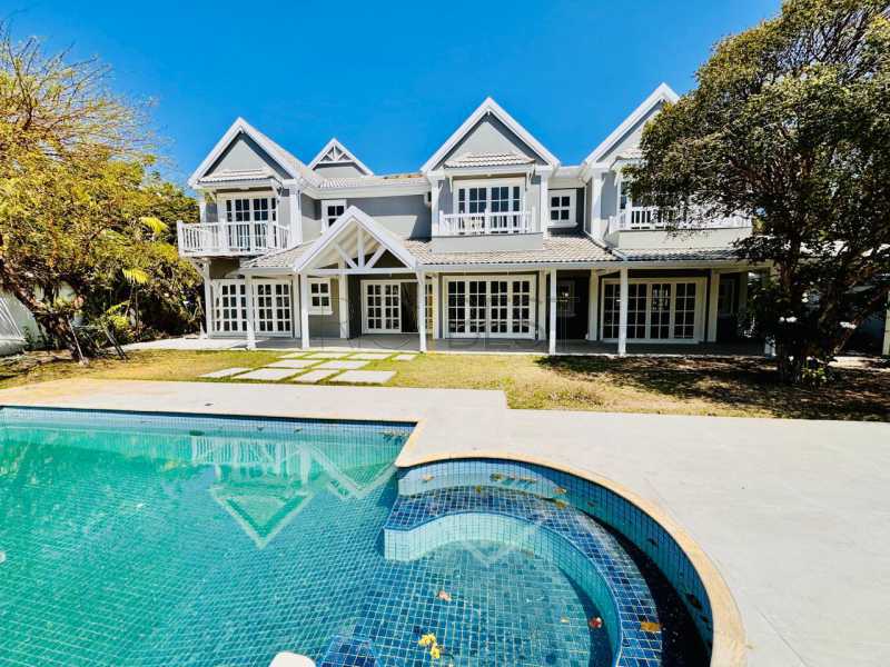 e3cb849d-5fe3-45aa-9f48-163033 - 1