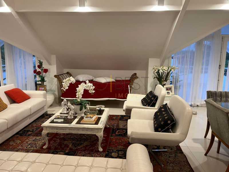 6f01b9a2-92ae-4c88-ad74-b004c8 - 13