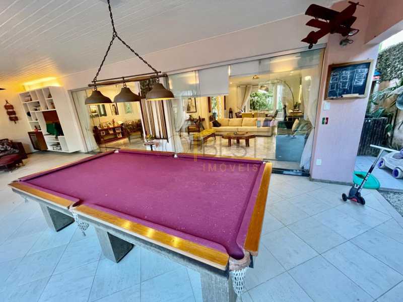 Ótima localização - Barra Condominio Novo Leblon casa 5 suites 100% mobiliada - BTCN50006