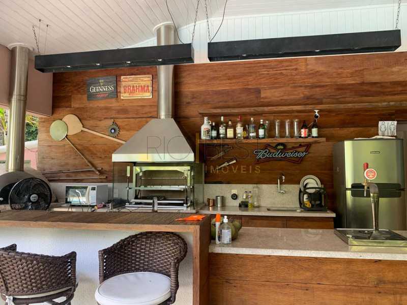 Ótima localização - Barra Condominio Novo Leblon casa 5 suites 100% mobiliada - BTCN50006