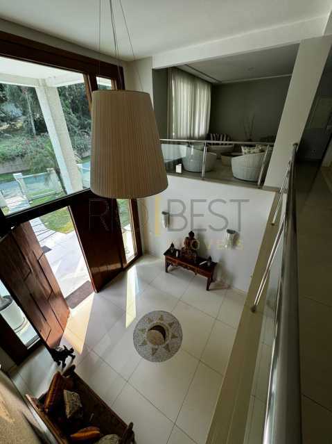 bd0bc29f-0ad5-4965-965f-bae33f - 11