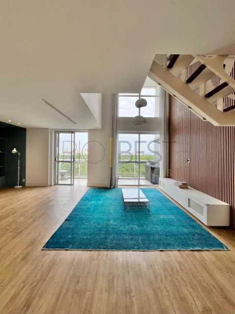 Imagem do WhatsApp de 2025-11- - 3