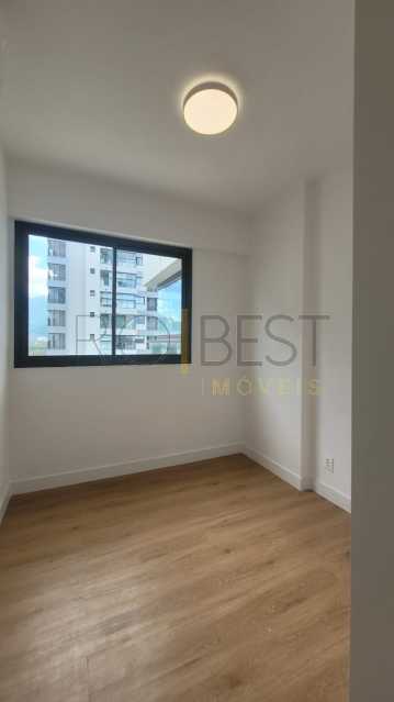 Imagem do WhatsApp de 2025-11- - 12