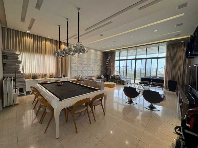 9b790c0b-169d-4752-a117-56bbc0 - 3