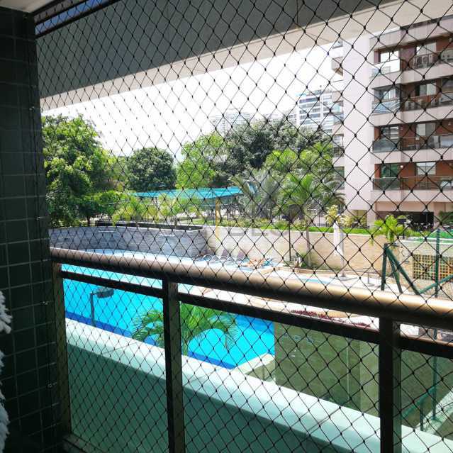 40d57a64-cf8a-406d-82c9-c1c6d8 - 3