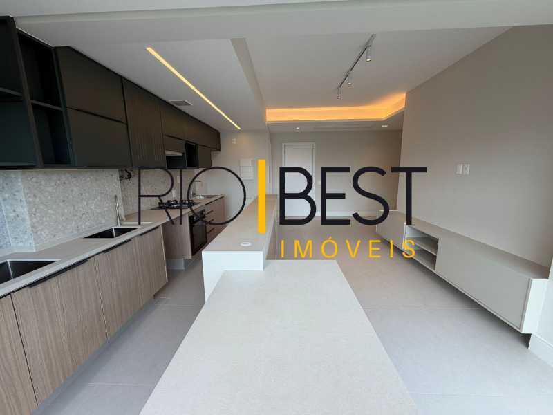 81f9ef8e-5018-4acd-ba32-a71226 - 4