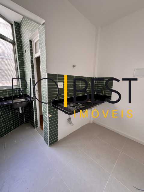 Imperdível - Botafogo Rua Lauro Muller ÓTIMA OPORTUNIDADE DE MORADIA E INVESTIMENTO lindo apartamento reformado 1 suite - BTAP10006