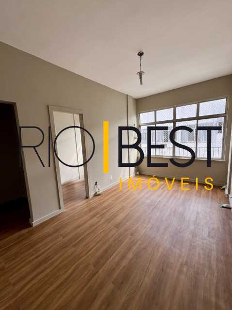 Imperdível - Botafogo Rua Lauro Muller ÓTIMA OPORTUNIDADE DE MORADIA E INVESTIMENTO lindo apartamento reformado 1 suite - BTAP10006