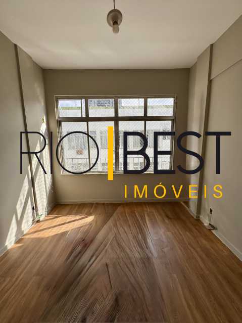 Imperdível - Botafogo Rua Lauro Muller ÓTIMA OPORTUNIDADE DE MORADIA E INVESTIMENTO lindo apartamento reformado 1 suite - BTAP10006