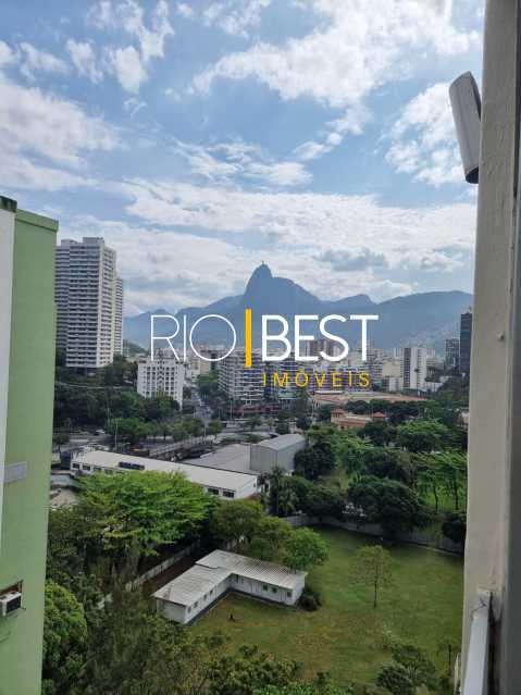 Imperdível - Botafogo Rua Lauro Muller ÓTIMA OPORTUNIDADE DE MORADIA E INVESTIMENTO lindo apartamento reformado 1 suite - BTAP10006