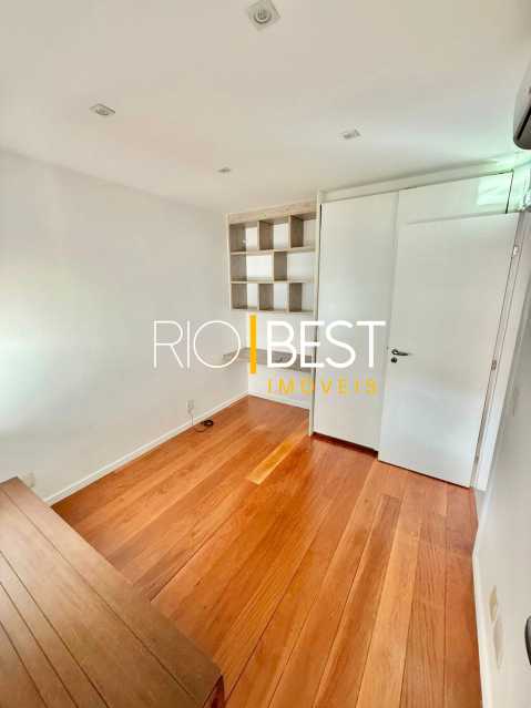 Imperdível - Barra Península Saint Martin 4 suítes lindo apartamento - BTAP40152