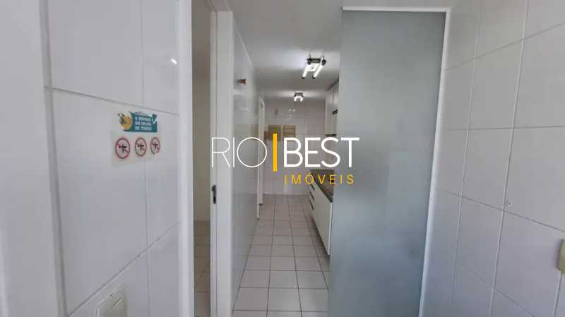 b0ff3d88-3ee6-42d3-8350-967336 - 25