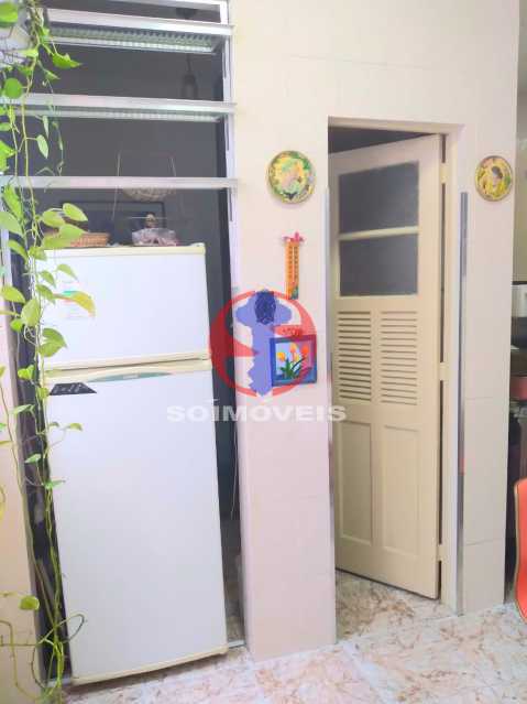 QUARTO DE EMPREGADA - 16