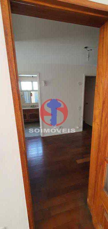 CORREDOR - 4