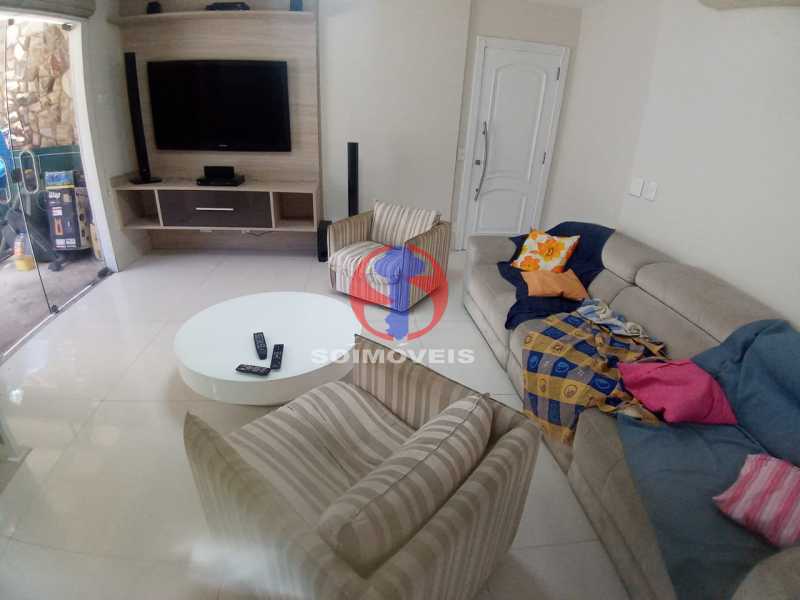 2° piso, sala. - 27