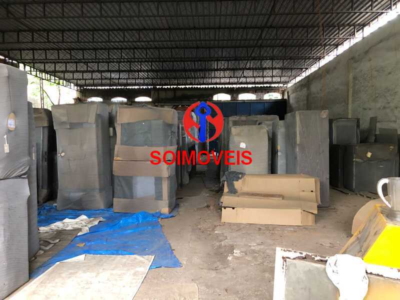 d1379e28-afc8-42d8-8be8-3357eb - 20