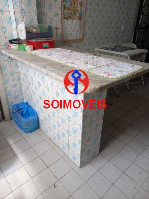 10474271-C9C4-4DED-B582-82B679 - 12