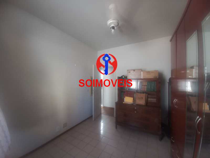 F593CF44-4D57-4D3F-B57C-644181 - 18