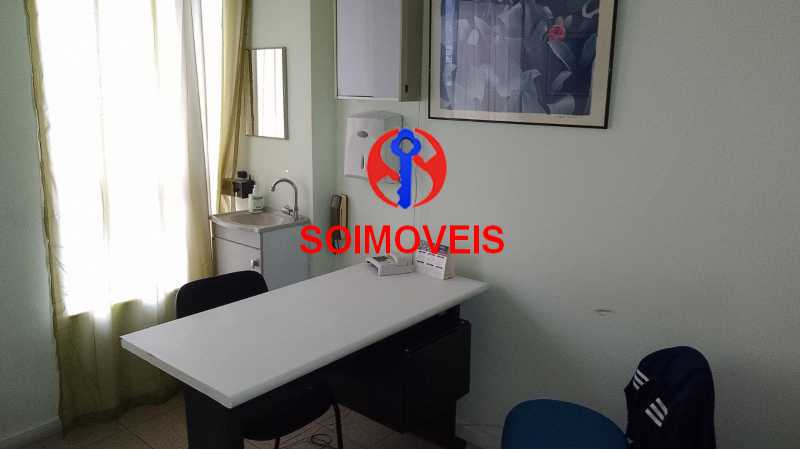 CONSULTÓRIO 1 - 15