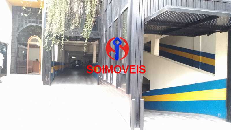 ENT.SAÍDA GARAGEM - 6