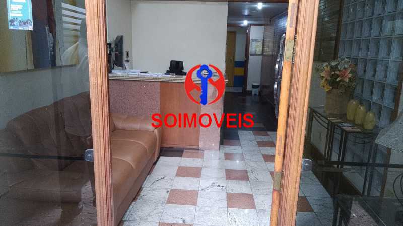 HALL DE ENT. PRÉDIO - 22