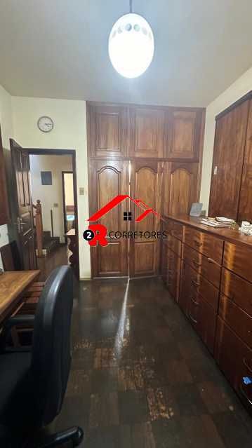 Conheça 11. do imóvel - Tijuca, casa triplex, 4 quartos, sendo 2 suítes, terraço, Carmela Dutra. - HPCTIJUCADOUG001 - 11 11. - 11
